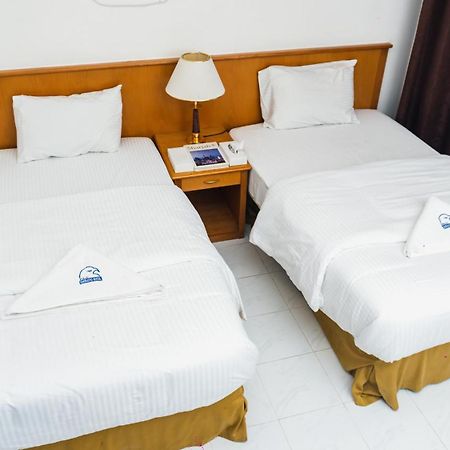 Pan Emirates Hotel Apartments ชาร์จาห์ ภายนอก รูปภาพ
